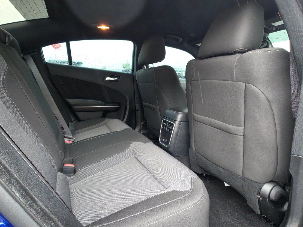 Used 2020 Dodge Charger SXT AWD/4WD image 17