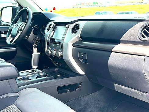 Used 2021 Toyota Tundra SR5 w/ SR5 Upgrade Package image 22