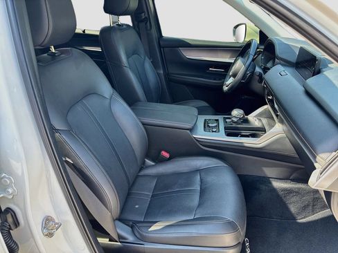 Certified 2024 MAZDA CX-90 3.3 Turbo w/ Preferred Plus AWD/4WD image 30