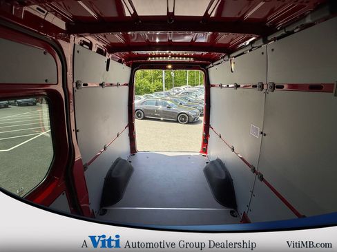 Used 2025 Mercedes-Benz Sprinter 2500 image 19