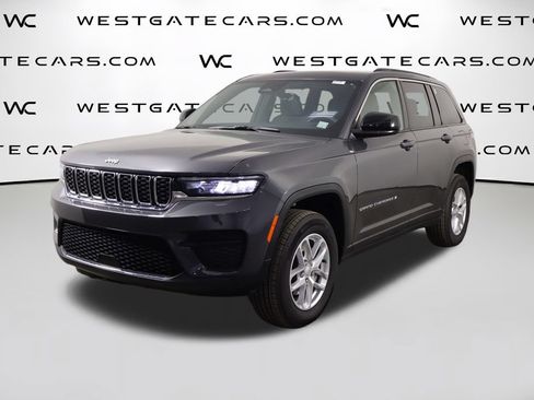 Used 2025 Jeep Grand Cherokee Laredo X w/ Trailer Tow Package AWD/4WD image 1