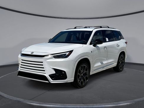 New 2026 Lexus TX 500h AWD image 1