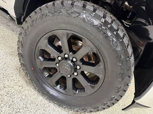 Used 2022 RAM 3500 Laramie AWD/4WD image 44