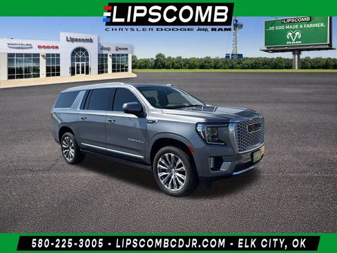 Used 2021 GMC Yukon XL Denali w/ Denali Premium Package image 1