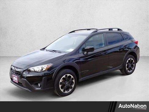 Used 2023 Subaru Crosstrek 2.0i Premium image 1
