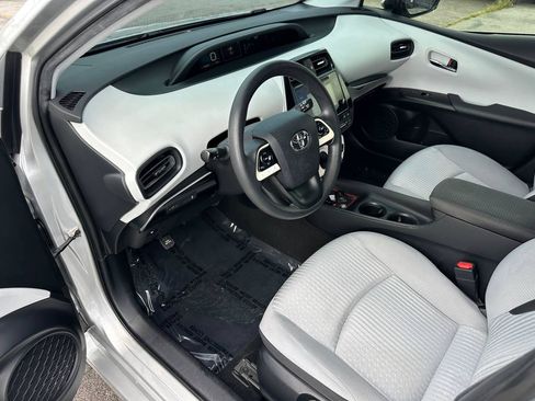 Used 2016 Toyota Prius Two w/ Protection Package FWD image 15