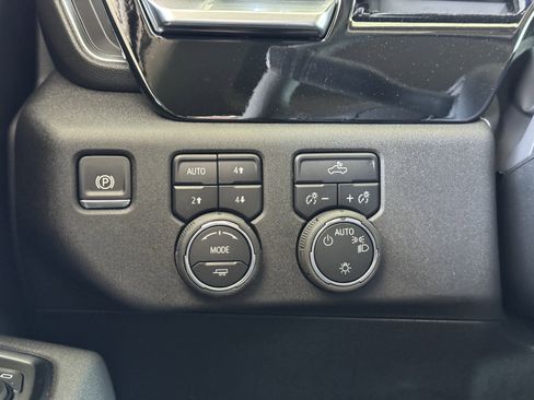 New 2026 Chevrolet Silverado 1500 LT image 26