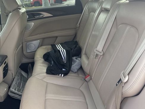 Used 2020 Lincoln MKZ Reserve w/ Luxury Package image 8