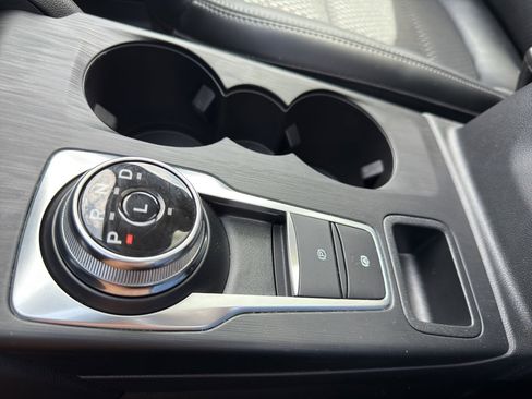 New 2025 Ford Escape SE image 27