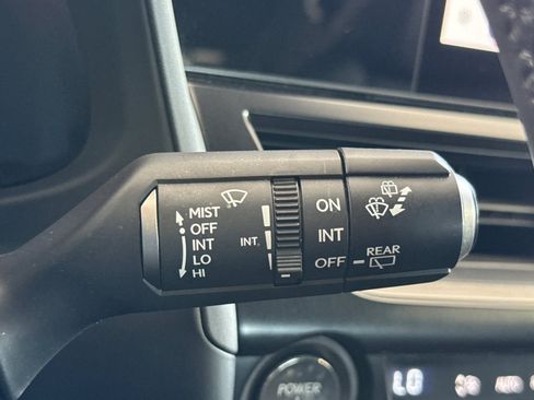 Used 2025 Lexus UX 300h FWD w/ Accessory Package (Z2) image 33