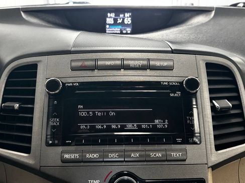 Used 2010 Toyota Venza FWD image 16