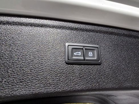 Used 2023 Audi Q5 2.0T Premium Plus w/ Premium Plus Package image 28