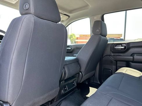 Certified 2020 Chevrolet Silverado 1500 Custom w/ Custom Value Package RWD image 23