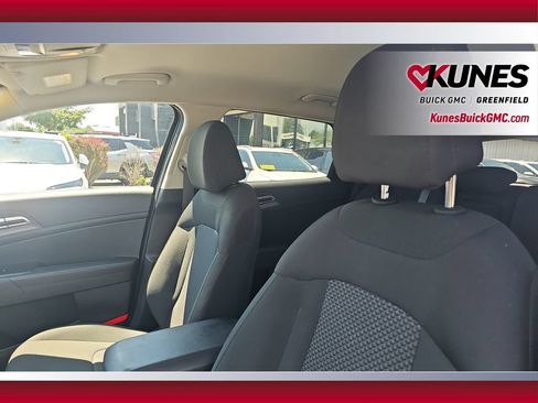 Used 2026 Kia Sportage LX FWD image 22