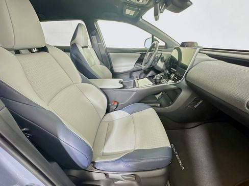 Used 2023 Subaru Solterra AWD image 30