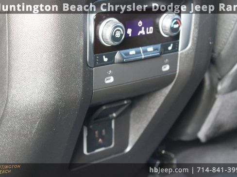 Used 2024 Chevrolet Suburban RST w/ Luxury Package image 36