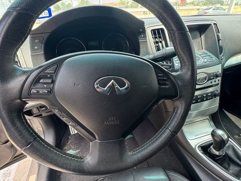 Used 2015 INFINITI Q60 Sport RWD image 19