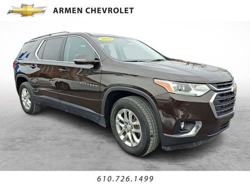 Used 2019 Chevrolet Traverse LT image 1