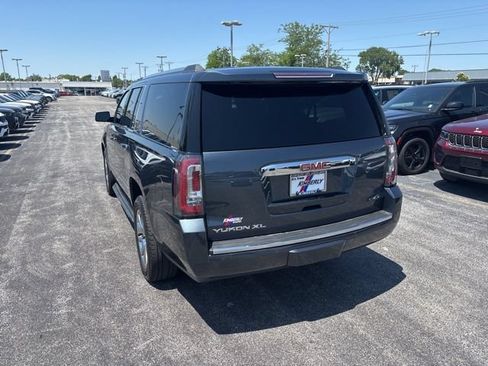 Used 2020 GMC Yukon XL Denali w/ Open Road Package AWD/4WD image 12