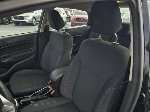 Used 2016 Ford Fiesta SE image 12