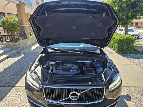 Used 2016 Volvo XC90 T6 Inscription w/ Vision Package image 31