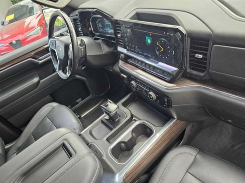Used 2022 Chevrolet Silverado 1500 RST w/ RST All Star Premium Package AWD/4WD image 11