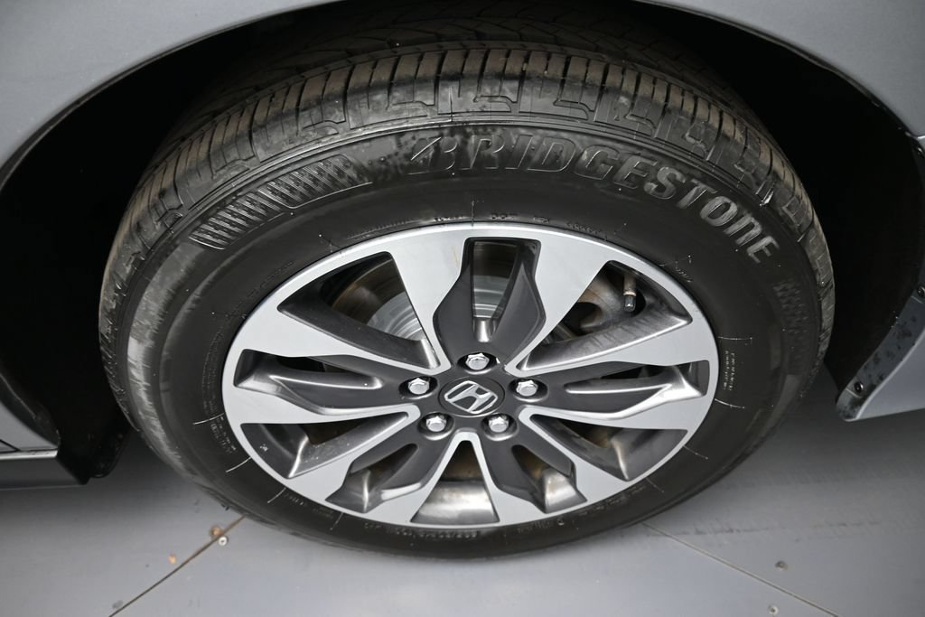 Certified 2024 Honda Odyssey EX-L image 15