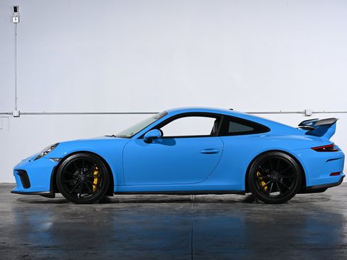 Used 2018 Porsche 911 GT3 RWD image 12