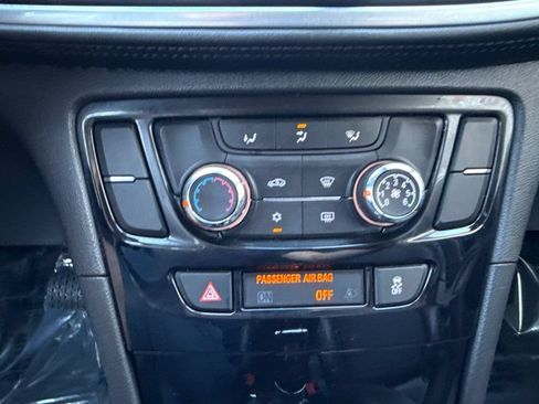 Used 2019 Buick Encore Preferred AWD/4WD image 29