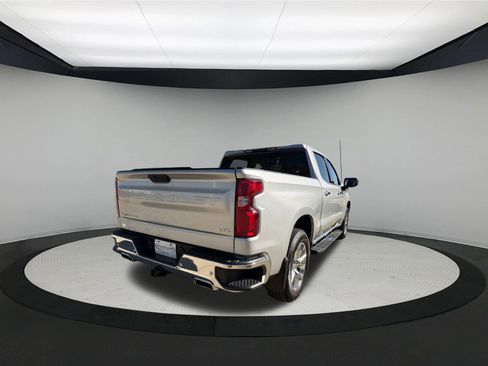 Used 2021 Chevrolet Silverado 1500 LTZ w/ Safety Package II image 5
