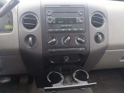 Used 2005 Ford F150 XL image 10