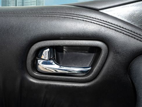 Used 2023 Nissan Armada SL w/ Midnight Edition Package image 30