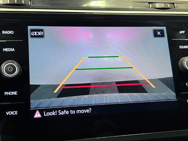 Certified 2024 Volkswagen Tiguan SE R-Line FWD image 23
