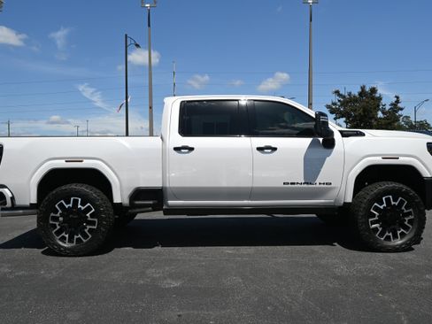 Used 2025 GMC Sierra 2500 Denali Ultimate AWD/4WD image 55