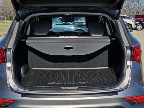 Used 2018 Hyundai Santa Fe Sport w/ 2.4L Tech Package 04 image 9