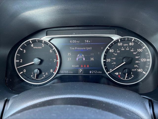 Used 2025 Nissan Altima 2.5 SV FWD image 15