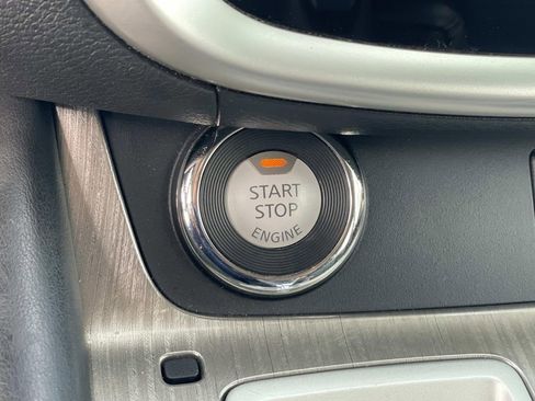 Used 2018 Nissan Murano Platinum w/ Cargo Package image 12