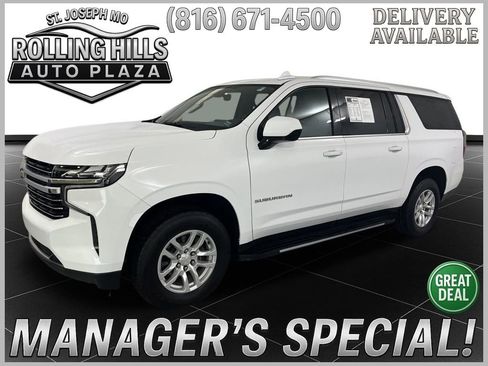 Used 2021 Chevrolet Suburban LT AWD/4WD image 1