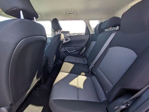 Used 2021 Kia Soul LX image 12