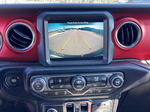 Used 2021 Jeep Wrangler Unlimited Rubicon image 19