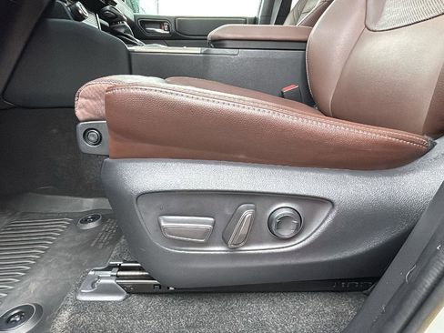Used 2024 Toyota Land Cruiser w/ Premium Package image 23