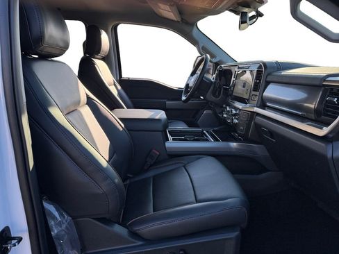 New 2026 Ford F350 Lariat w/ Black Appearance Package image 18