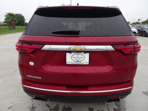 Used 2022 Chevrolet Traverse High Country FWD image 5