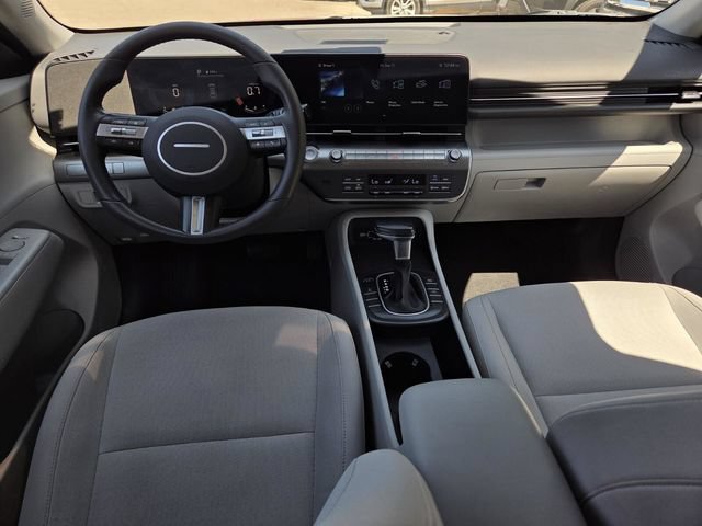 Used 2025 Hyundai Kona SEL AWD/4WD image 13