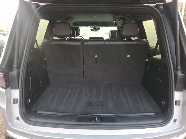 Used 2024 Jeep Wagoneer Series III AWD/4WD image 29