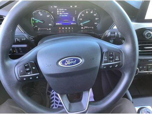 Used 2021 Ford Escape SE image 14