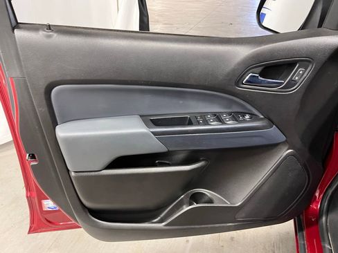 Used 2021 Chevrolet Colorado Z71 image 10