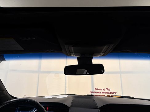 Used 2016 Ford Taurus Limited image 20