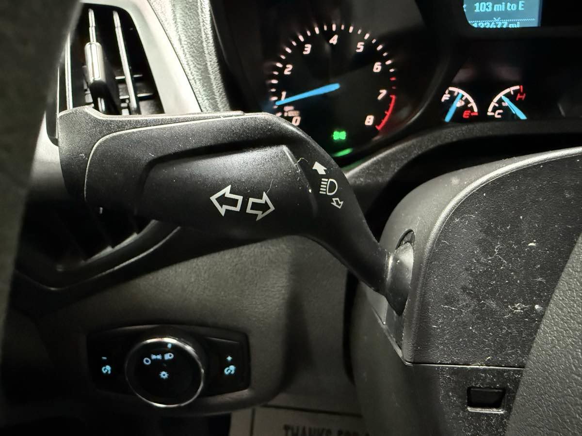 Used 2018 Ford Transit Connect XL FWD image 12