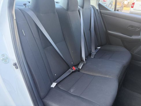 Used 2024 Nissan Sentra S FWD image 19